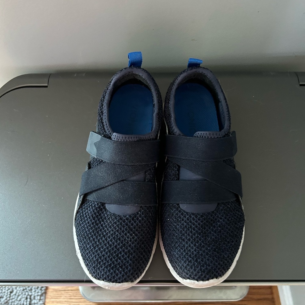 Vionic Navy Blue Knit Sneakers